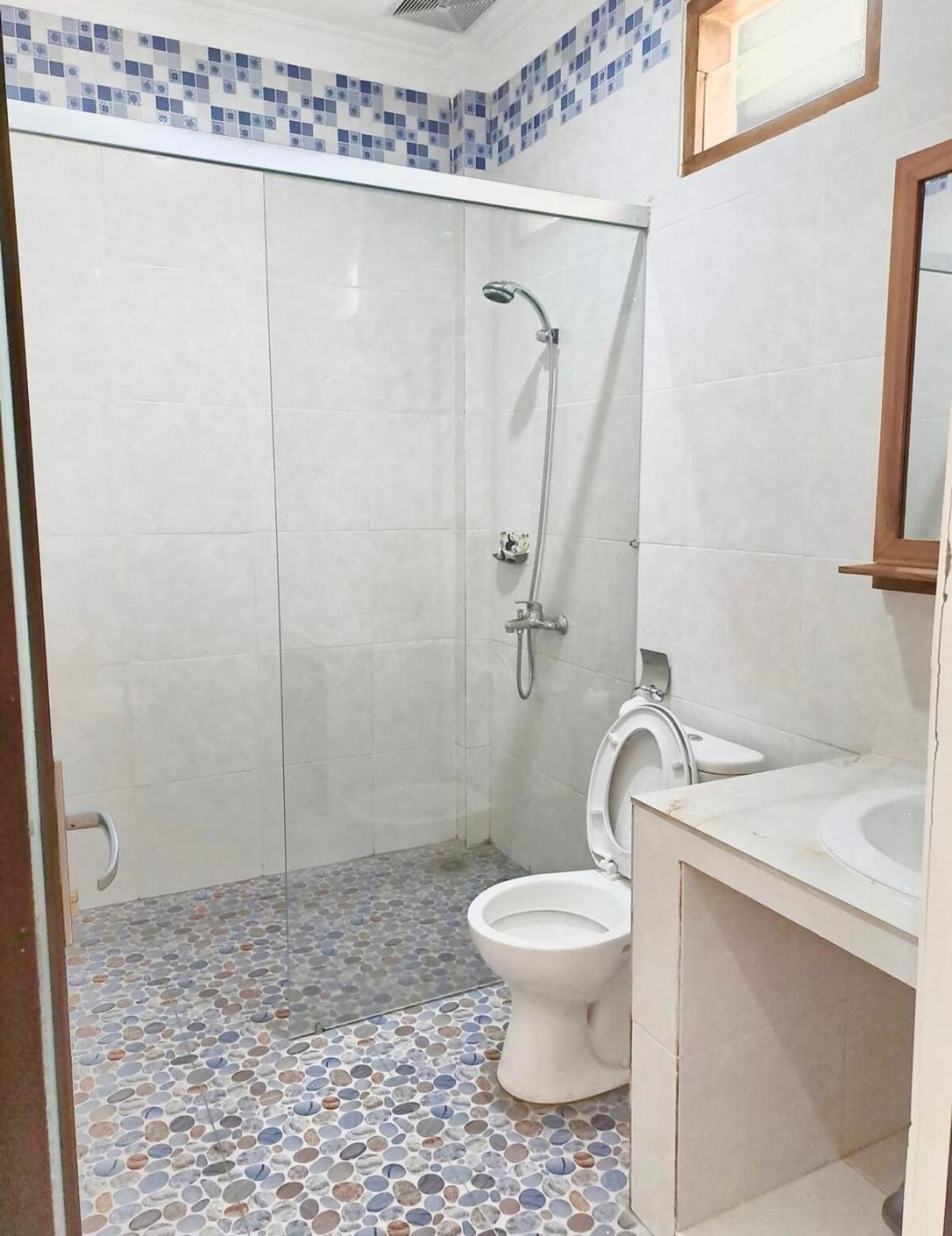 Kj Inn Homestay Senggigi Luaran gambar